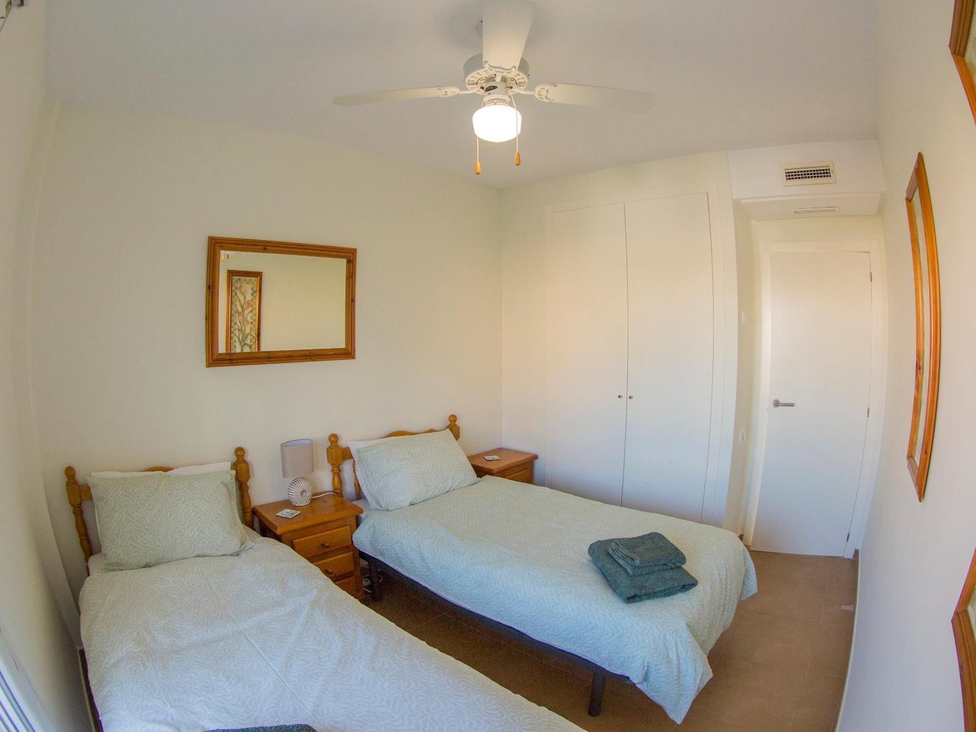 Immaculate 2-Bed Apartment In Pego Exteriör bild